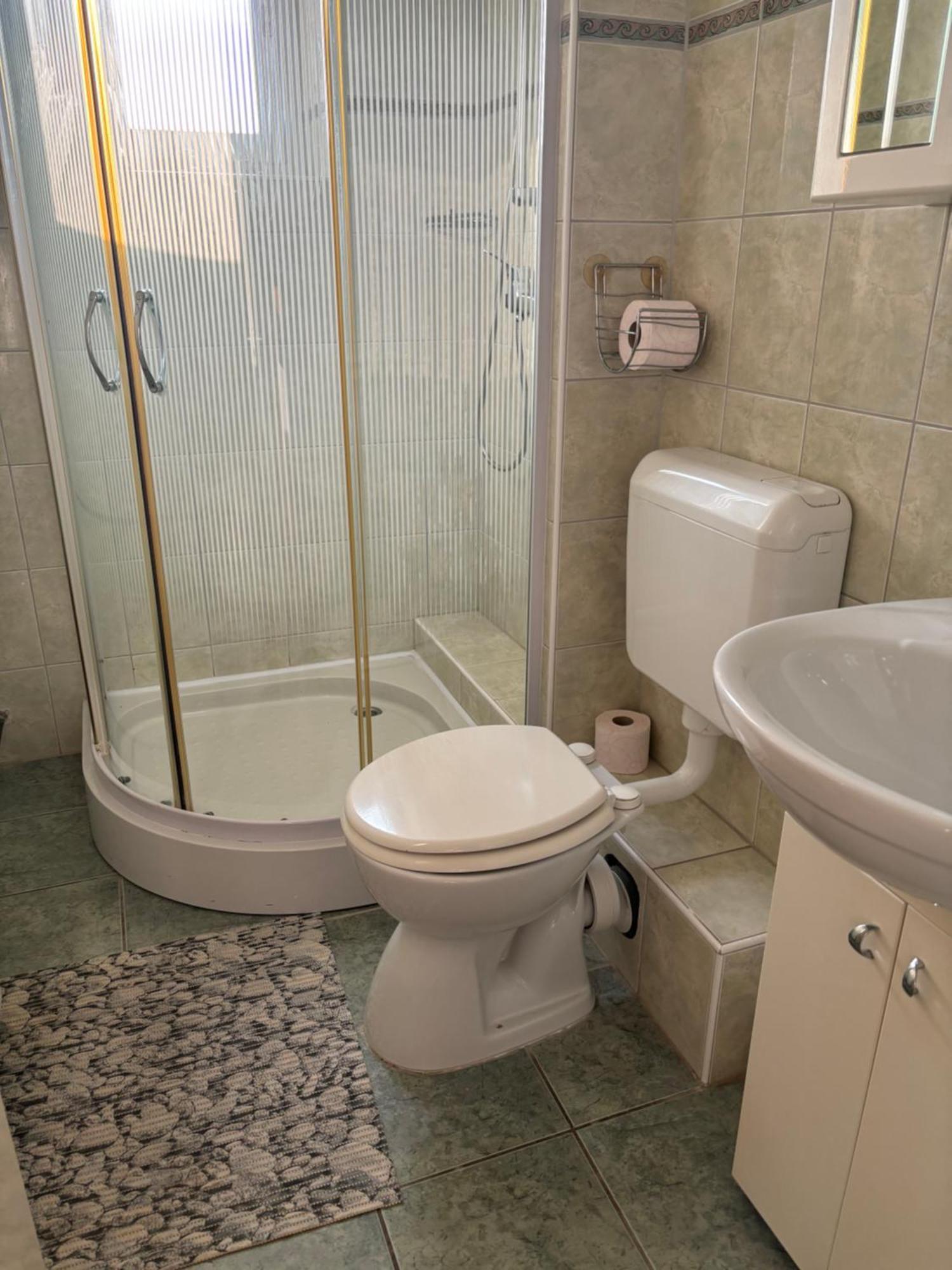 Afamado Apartman Fisli Heviz Luaran gambar