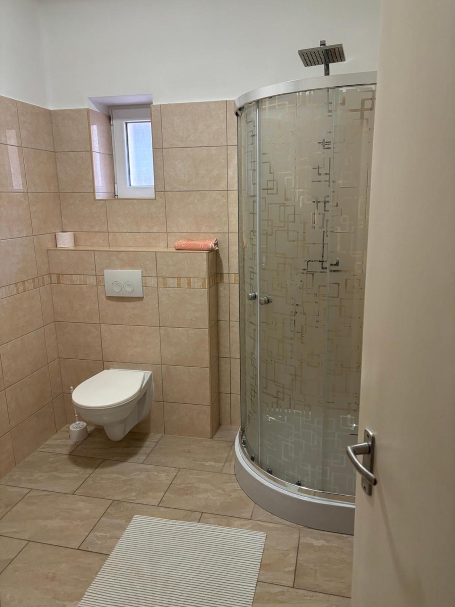 Afamado Apartman Fisli Heviz Luaran gambar